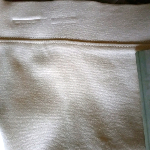 Cream color midi skirt - Picture 5 of 5